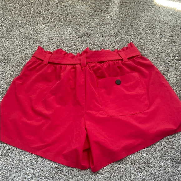Stylish Red Women's Shorts - Picture 3 of 8